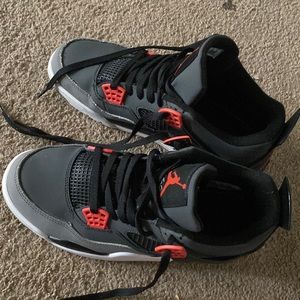 Air Jordan 4 infrared